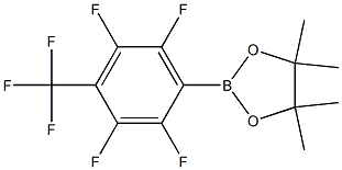 4,4,5,5-Tetramethyl-2-[2,3,5,6-tetrafluoro-4-(trifluoromethyl)phenyl]-1,3,2-dioxaborolane