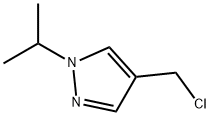 1H-Pyrazole, 4-(chloromethyl)-1-(1-methylethyl)-