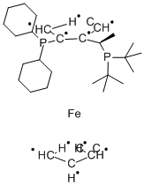 Ferrocene,1-[(1R)-1-[bis(1,1-dimethylethyl)phosphino]ethyl]-2-(dicyclohexylphosphino)-,(2R)-
